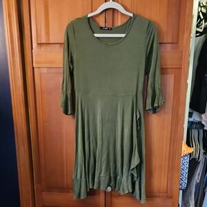 Annabelle Green Ruffled Sundress with 3/4 Sleeves